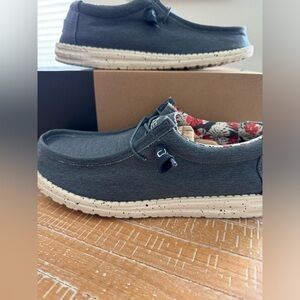 Hey Dude Wally Stretch in Blue